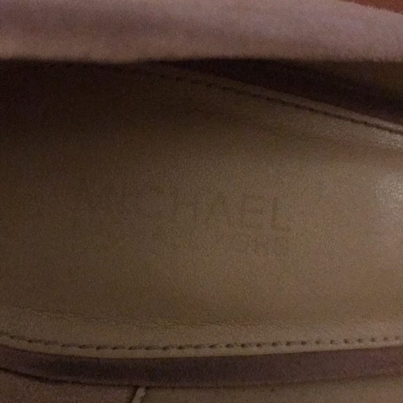 Michael Kors size 7.5 tan suede heels - Picture 4 of 4